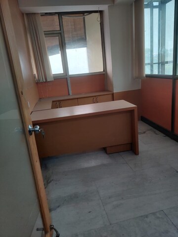  Office Space For Rent in Green Park