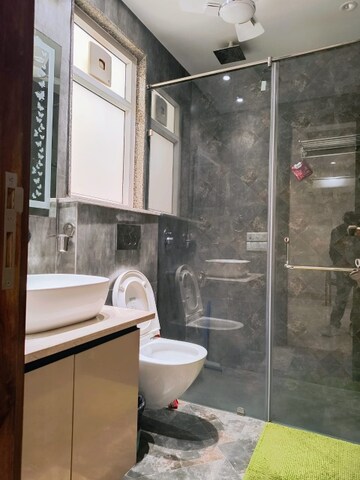 Kitchen in 2 BHK Apartment at M3M Escala, Sector 70a – for Sale