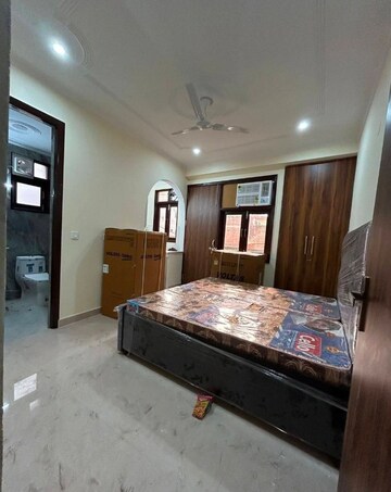 1 BHK Builder Floor For Rent in Saket