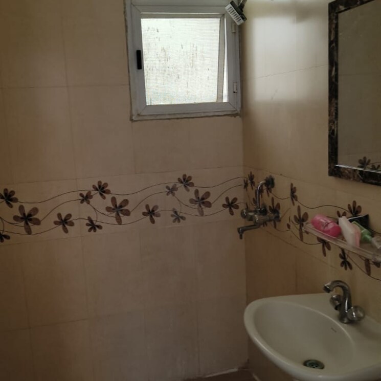 Bathroom, prateek-wisteria 3 Bedroom 1560 Sq.Ft. Apartment In Sector 77 Noida 8235203