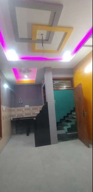 Kitchen in 1 BHK Builder Floor at Aliganj – for Rent