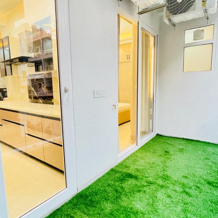 Balcony, patiala road 3 Bedroom 1350 Sq.Ft. Apartment In Patiala Road Zirakpur 8235259