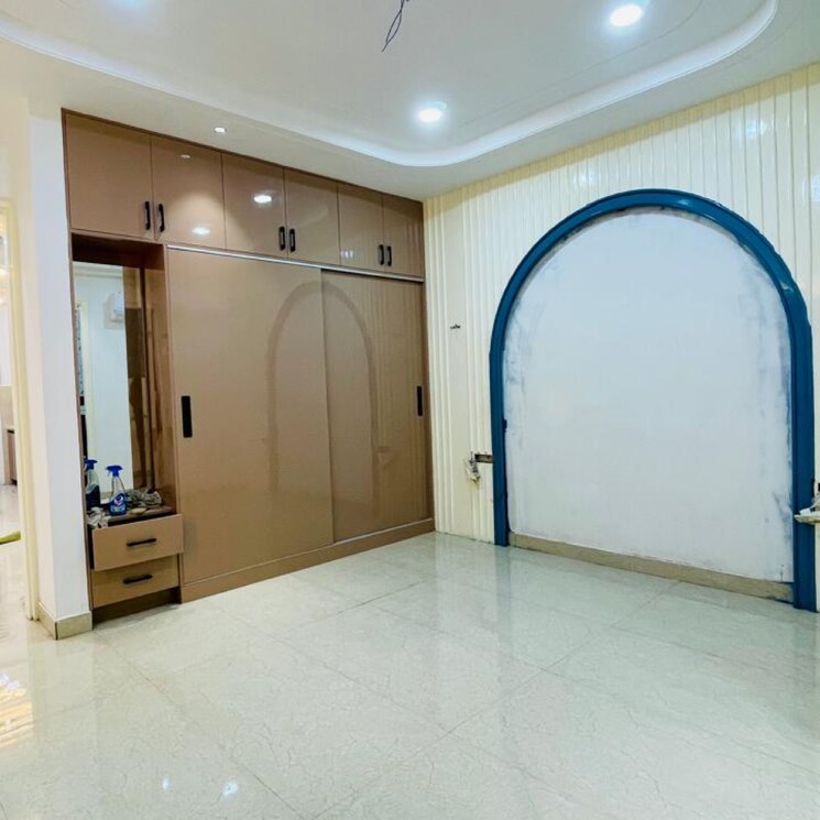 Room, patiala road 3 Bedroom 1300 Sq.Ft. Apartment In Patiala Road Zirakpur 8235325