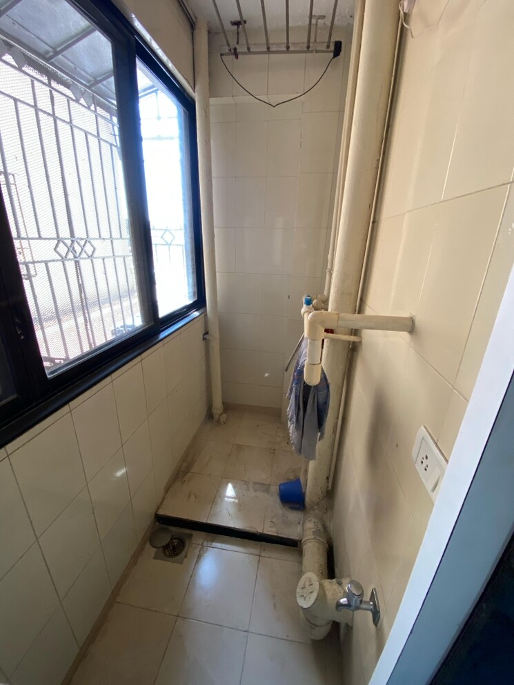 Bathroom, garodia-nagar 4 Bedroom 1900 Sq.Ft. Apartment In Ghatkopar East Mumbai 8235329