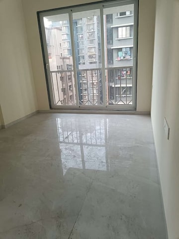 Room in 3 BHK Apartment at Runwal Forests, Kanjurmarg West – for Rent
