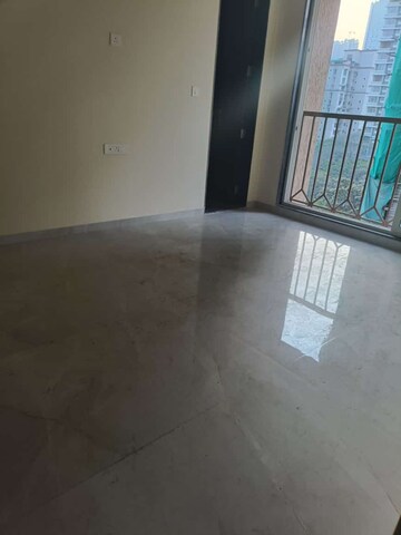 Room in 3 BHK Apartment at Runwal Forests, Kanjurmarg West – for Rent