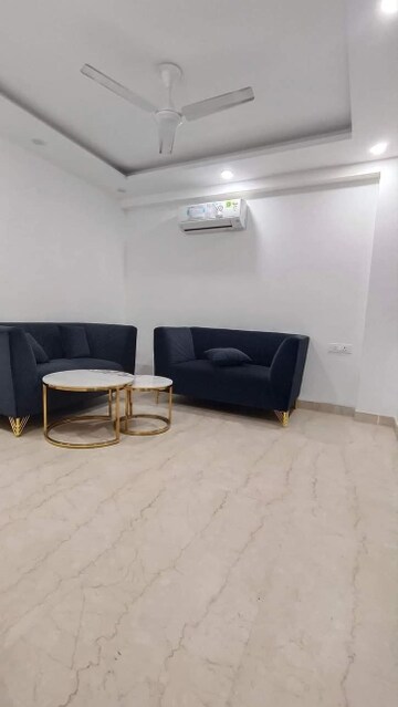 Master Bedroom in 1 BHK Builder Floor at Ansal Sushant Lok I, Sector 43 – for Rent