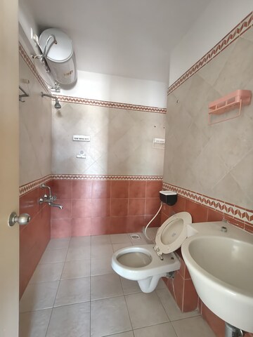 Bathroom in 2 BHK Apartment at Konark Splendour, Kalyani Nagar – for Rent