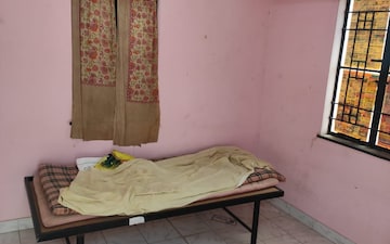 Studio Villa For Rent in Karve Nagar