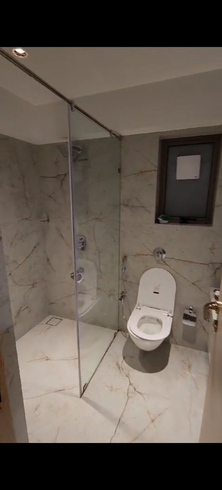 Bathroom, shubhada-tower 3 Bedroom 1150 Sq.Ft. Apartment In Worli Mumbai 8235524