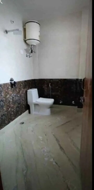 Kitchen in 2 BHK Builder Floor at Ansal Sushant Lok I, Sector 43 – for Rent