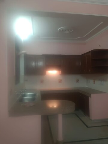 Kitchen in 2 BHK Builder Floor at Sector 39 – for Rent