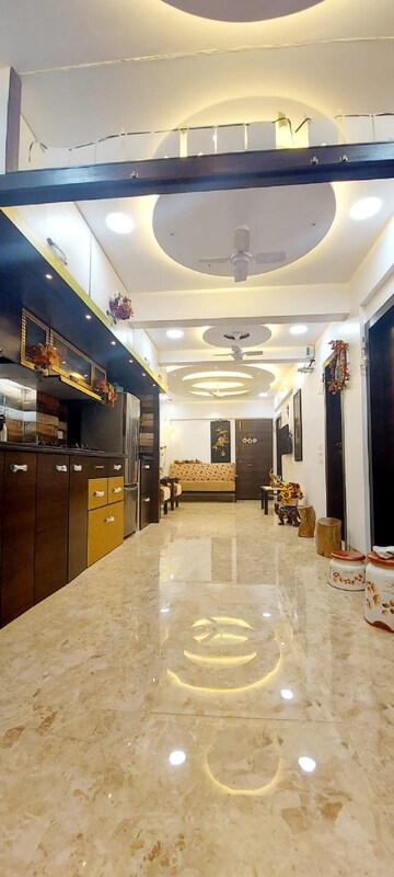 Parking in 3 BHK Apartment at Bandra West – for Rent