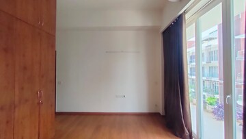 Room in 3 BHK Apartment at Adani Samsara, Sector 60 – for Rent