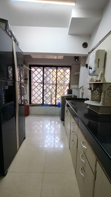 Kitchen in  Pg at Malad East – for Rent