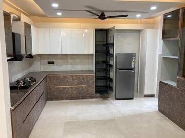 Living Room in 3 BHK Builder Floor at Ansal Sushant Lok I, Sector 43 – for Rent