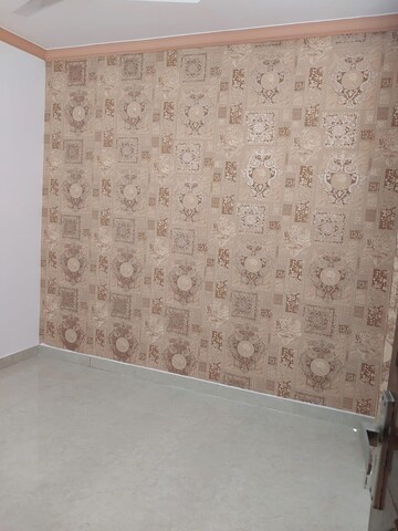 Room in 2 BHK Apartment at Panchsheel Vihar – for Rent