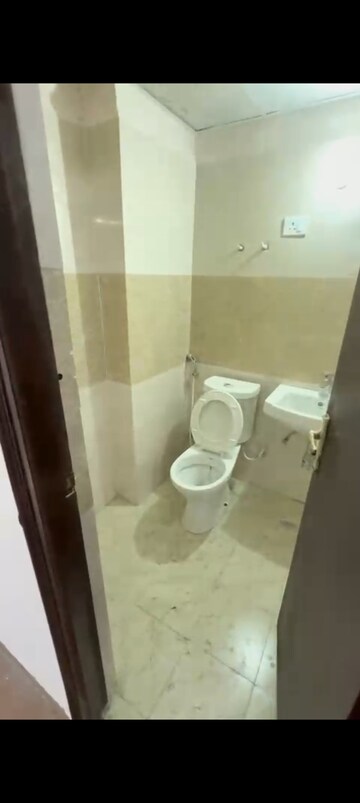 Bathroom in 3 BHK Apartment at Amrapali Golf Homes, Sector 4, Greater Noida – for Rent