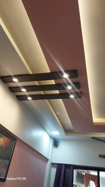 Room in 4 BHK Villa at Kopar Khairane – for Rent