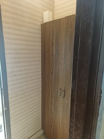 Furnished Amenities in 3 BHK Builder Floor at Paschim Vihar – for Rent
