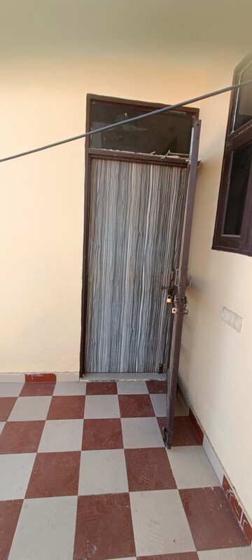 Balcony in 1 RK Builder Floor at Sector 46 – for Rent