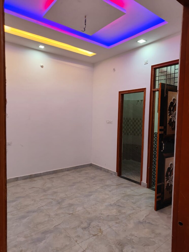 Room, nijampur malhaur 3 Bedroom 1000 Sq.Ft. Villa In Nijampur Malhaur Lucknow 8236453