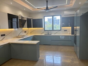Kitchen in 4 BHK Builder Floor at Sector 57 – for Sale