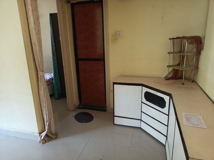 Bathroom, himgiri-lokupvan-phase-ii-chs-ltd 1 Bedroom 430 Sq.Ft. Apartment In Vasant Vihar Thane 8236465