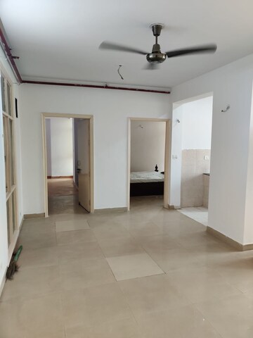 Room in 2 BHK Apartment at RAS Palm Residency, Sector 76 – for Rent