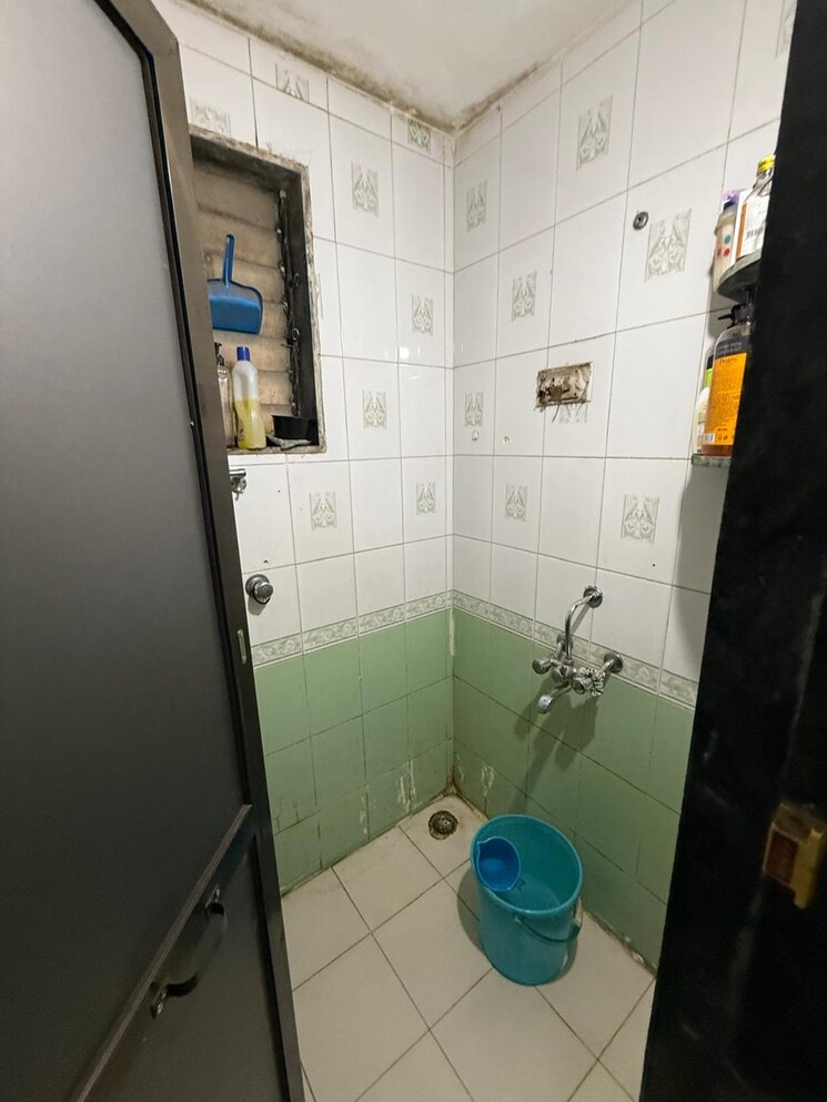 Attached Bathroom, seawoods west 1 Bedroom 560 Sq.Ft. Apartment In Seawoods West Navi Mumbai 8236500