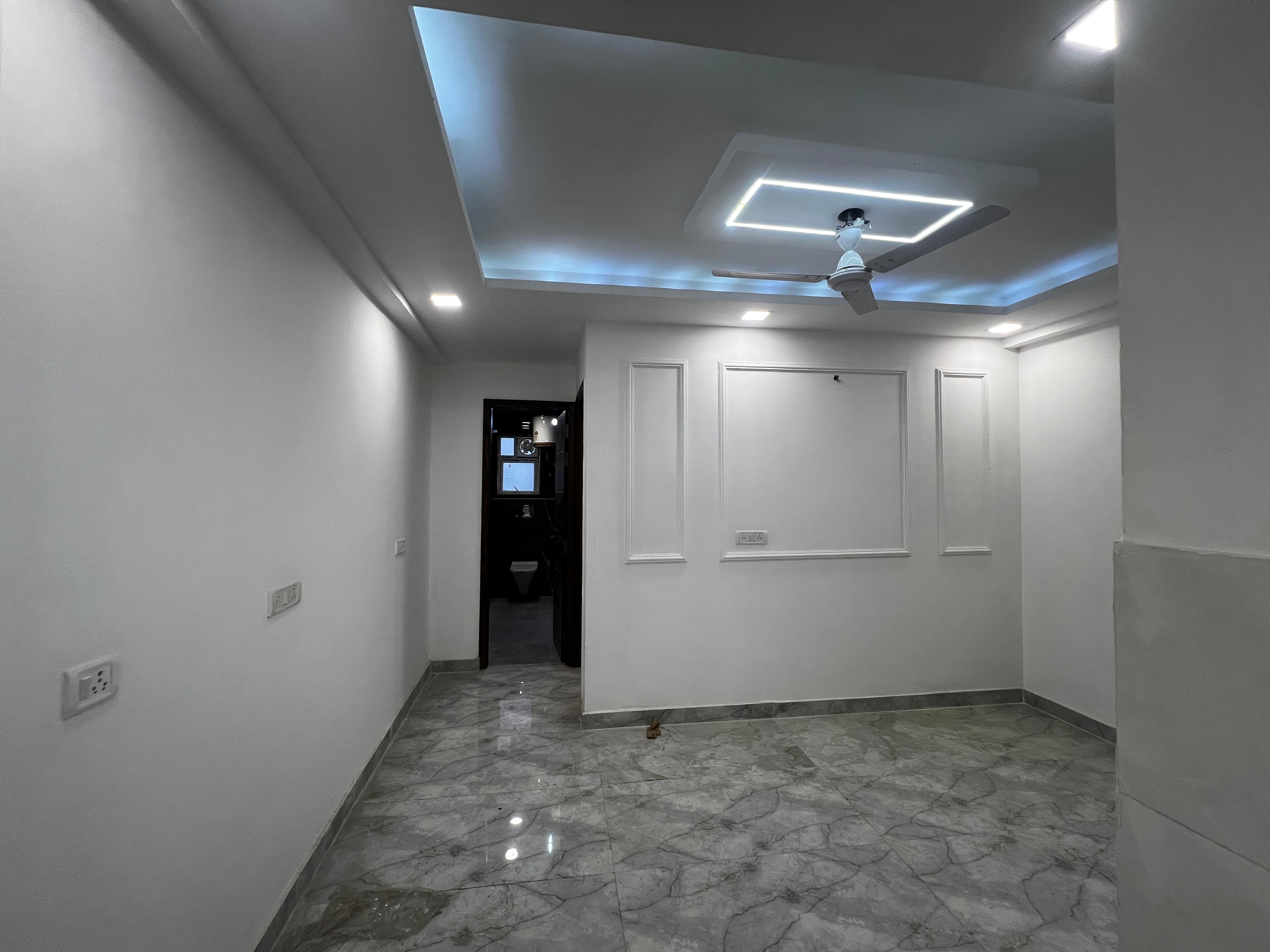1 BHK Apartment For Sale in Crs Associate 