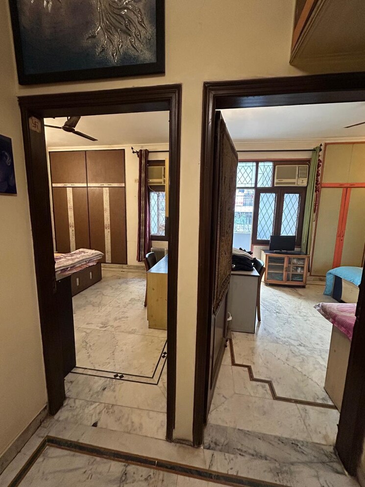 Living Room, chittaranjan park 3 Bedroom 2300 Sq.Ft. Apartment In Chittaranjan Park Delhi 8236461