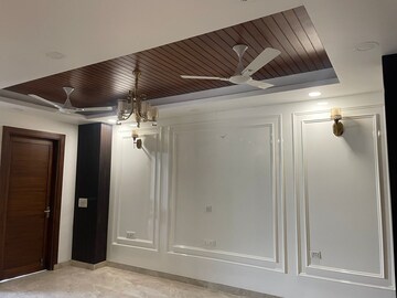 Building Lobby in 3 BHK Builder Floor at Sector 85 – for Sale