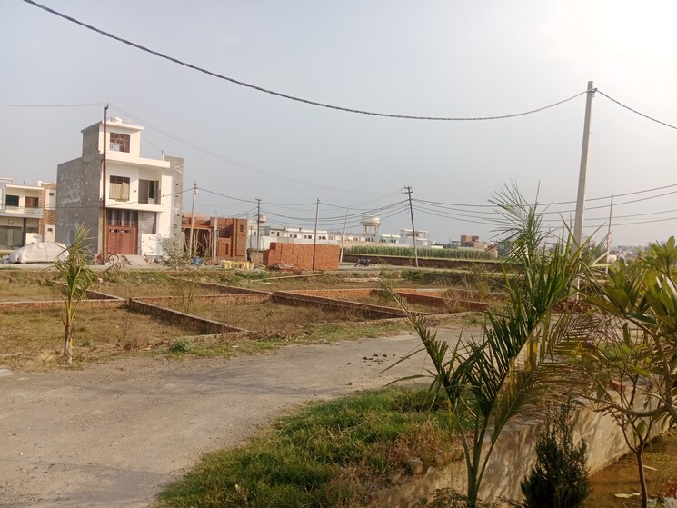 undefined, yashoda kunj  102 Sq.Yd. Plot In Yashoda Kunj  Meerut 8236521