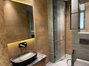 Bathroom in 2 BHK Apartment at Suncity Heights, Sector 54 – for Rent