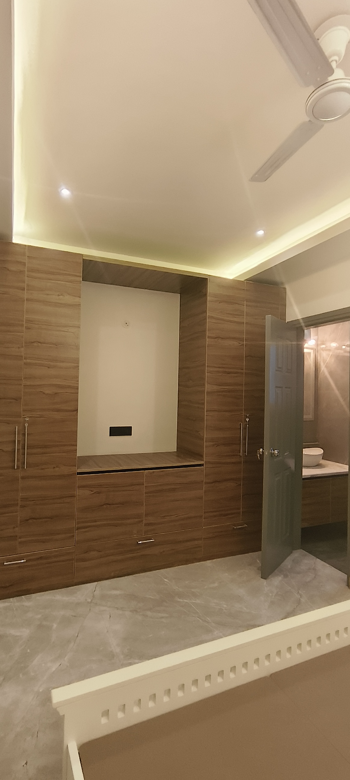 2 BHK Builder Floor For Sale in Lajpat Nagar