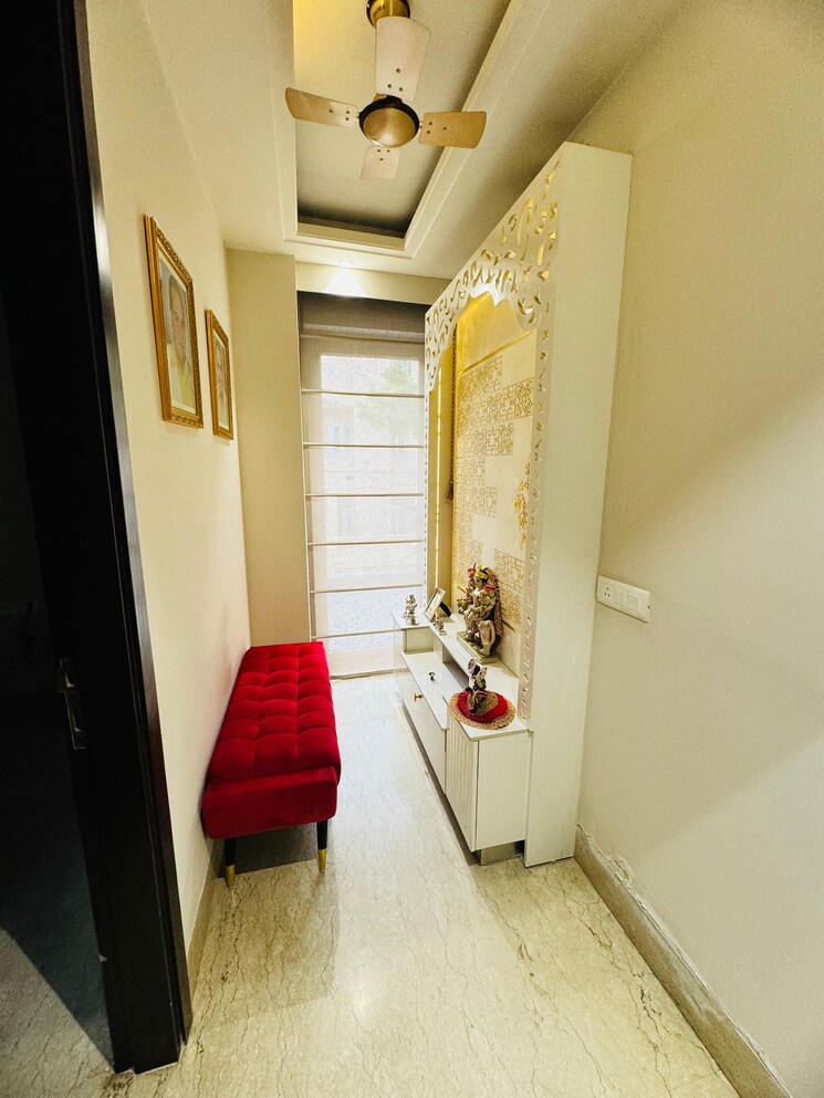 Living Room, kalkaji 3 Bedroom 2250 Sq.Ft. Builder Floor In Kalkaji Delhi 8236601