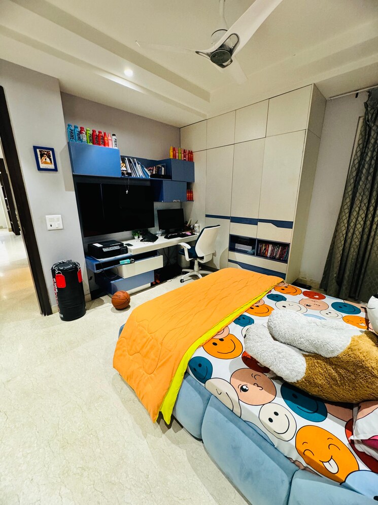 Bedroom, kalkaji 3 Bedroom 2250 Sq.Ft. Builder Floor In Kalkaji Delhi 8236601