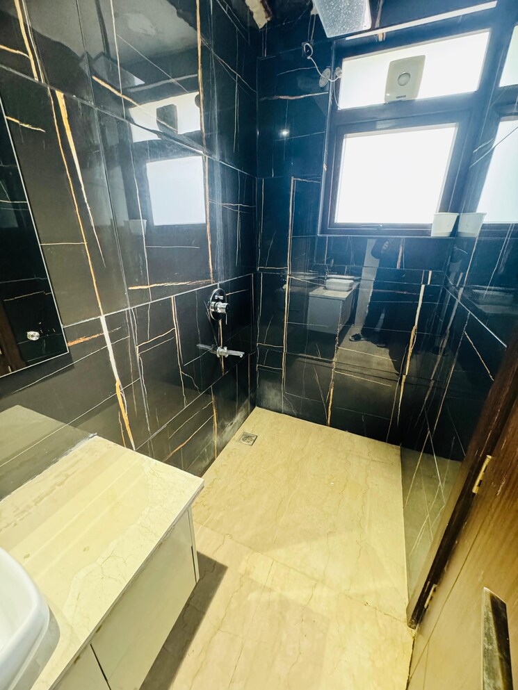 Kitchen, kalkaji 3 Bedroom 2250 Sq.Ft. Builder Floor In Kalkaji Delhi 8236601