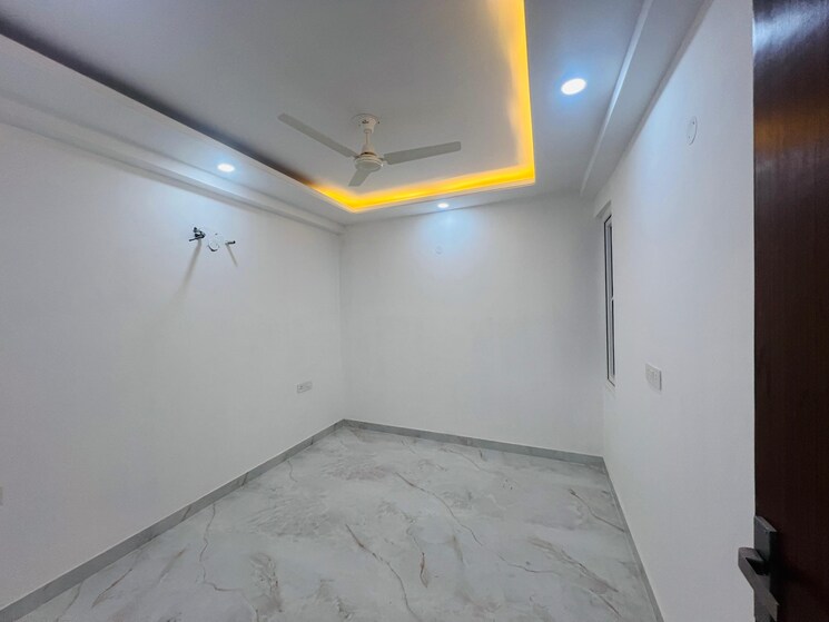 Room, rajpur khurd extension 3 Bedroom 1125 Sq.Ft. Apartment In Rajpur Khurd Extension Delhi 8236669