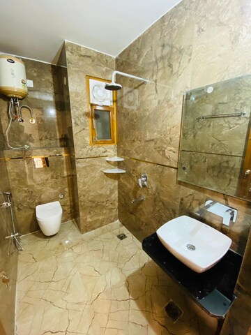 Bathroom in 2 BHK Builder Floor at Sector 45 – for Rent