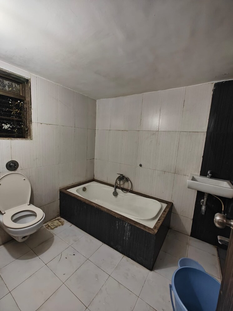 Attached Bathroom, morya-garden-residency 1 Bedroom 720 Sq.Ft. Apartment In Vichumbe Navi Mumbai 8236873