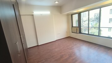 Room in 2 BHK Apartment at Aristo Pearl Residency, Prabhadevi – for Rent