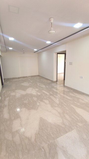Room in 2 BHK Apartment at Aristo Pearl Residency, Prabhadevi – for Rent