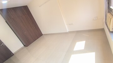 Furnished Amenities in 2 BHK Apartment at Aristo Pearl Residency, Prabhadevi – for Rent
