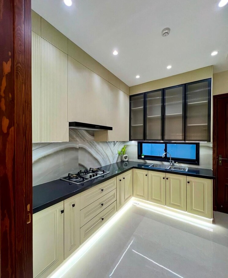 Kitchen, sector 79 6 Bedroom 300 Sq.Yd. Villa In Sector 79 Mohali 8236955