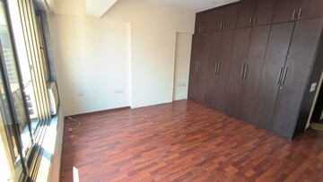 Room in 2 BHK Apartment at Aristo Pearl Residency, Prabhadevi – for Rent