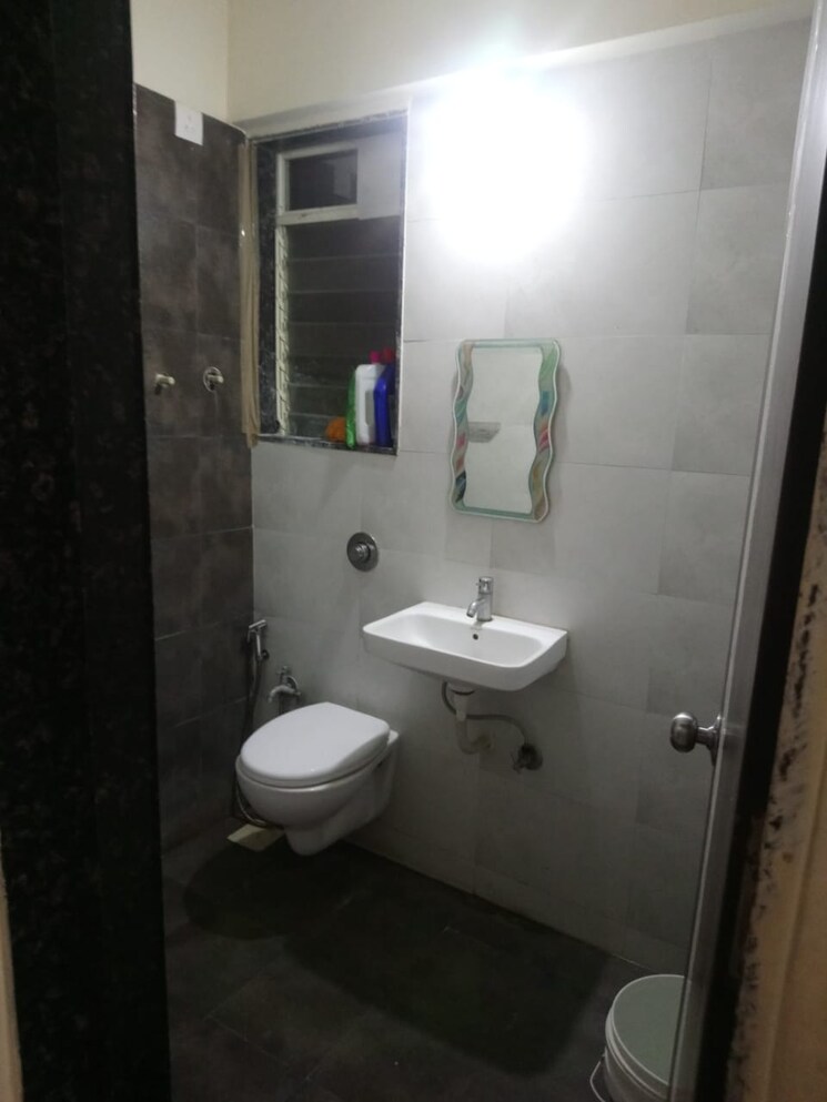 Bathroom, samarth-anand-mangal 1.5 Bedroom 470 Sq.Ft. Apartment In Bhandup West Mumbai 8236991