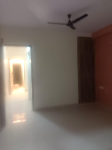 Room in 1 BHK Builder Floor at Sector 31 – for Rent