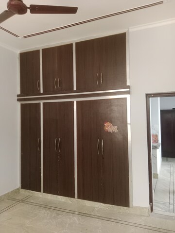 Furnished Amenities in 2 BHK Builder Floor at Virat Nagar – for Rent